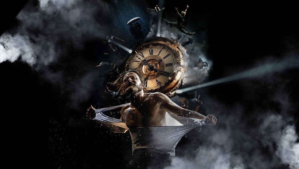 Шоу под дождём «История 15 лет»